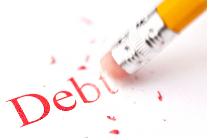 Affordable Ways to Live a Debt Free Life After College