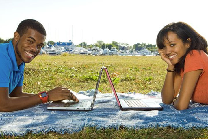 Wireless Internet Connections on HBCU Campuses