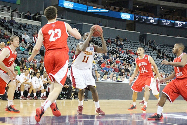Tuskegee Golden Tigers Ends Season With Loss to NCAA II Top Seed Metropolitan State Roadrunners.
