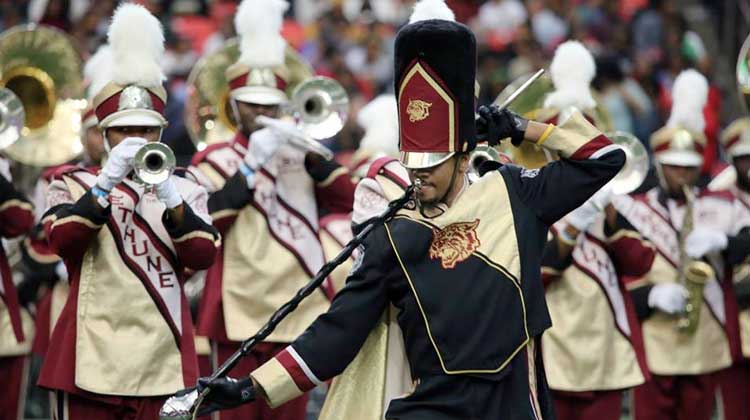 Bethune-Cookman performs in the 2016 Honda Battle of the Bands Showcase
