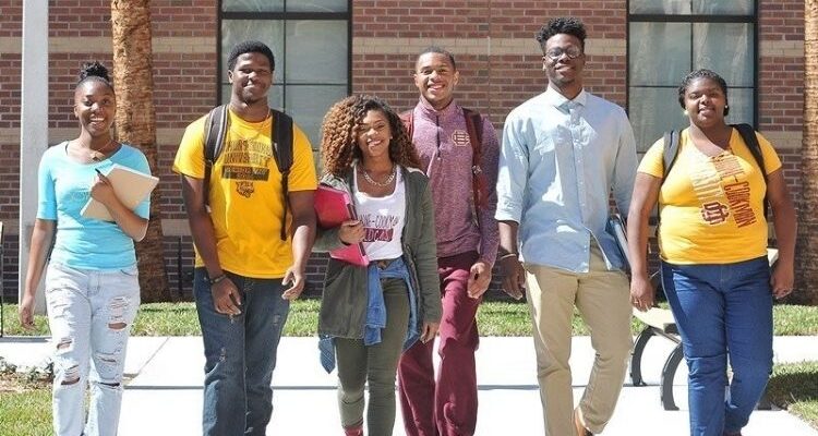 Bethune Cookman Nontraditional HBCU Students Walking on Campus